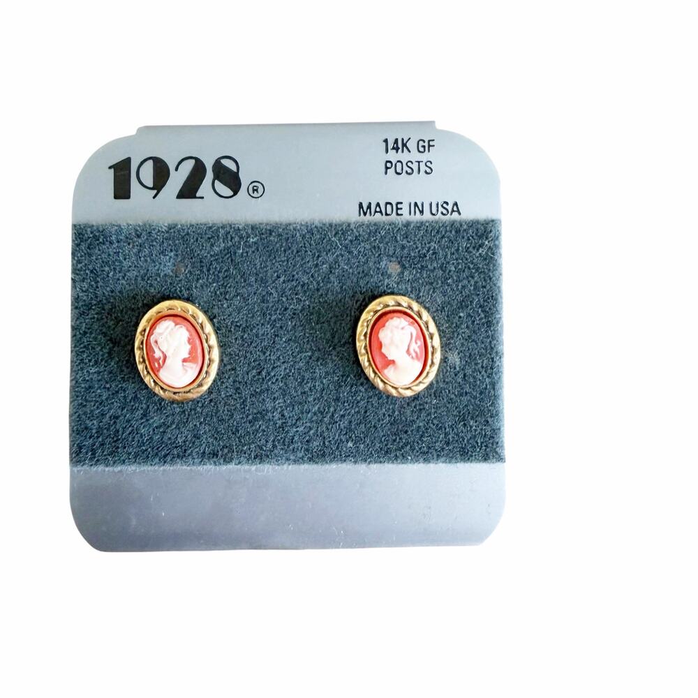 Vintage 1928 Jewelry Cameo Stud Earrings 14K GF Posts